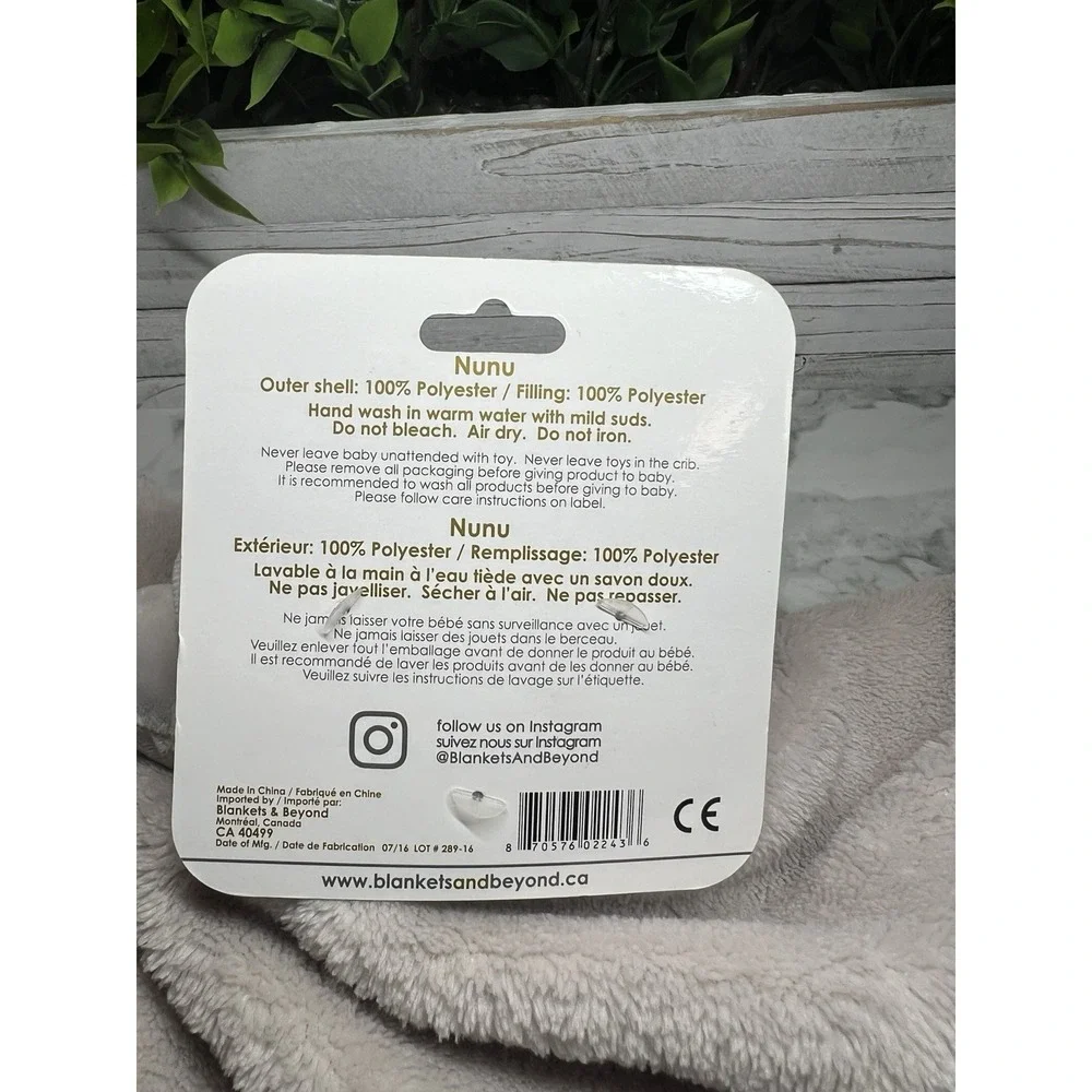 Blankets and Beyond White Gray Elephant Security Blanket Baby Lovey Plush Toy